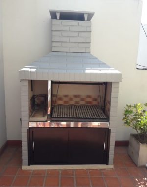 Parrilla de 1.45 mt de ladrillo con fogón reforzada color gris perla